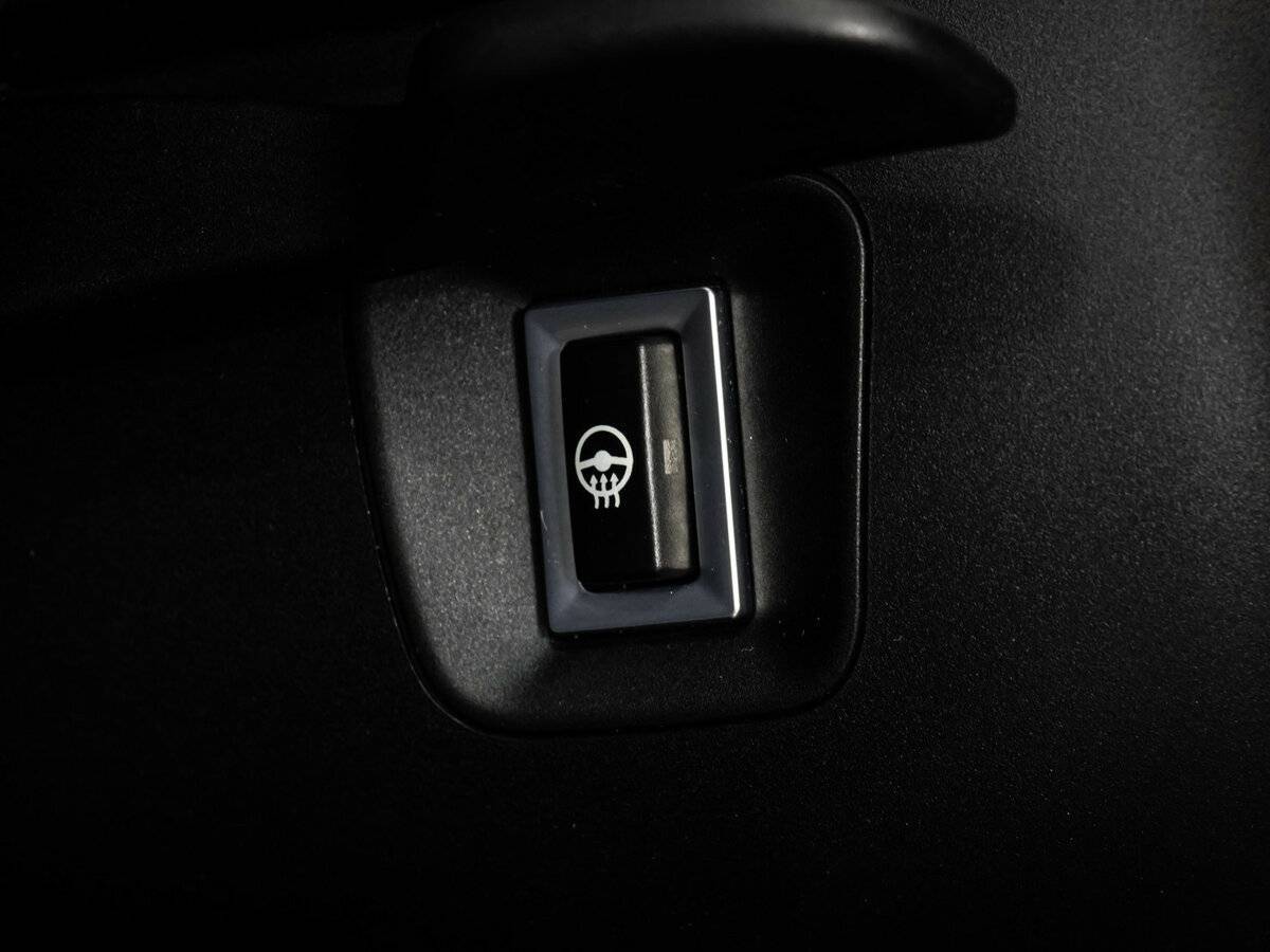 BMW 1 серии с пробегом — 2017 год. Фото: #24