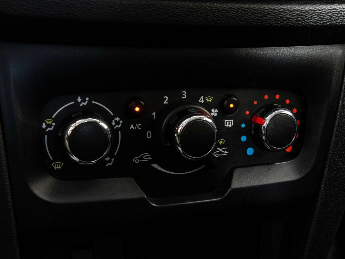 Lada (ВАЗ) XRAY с пробегом — 2018 год. Фото: #13