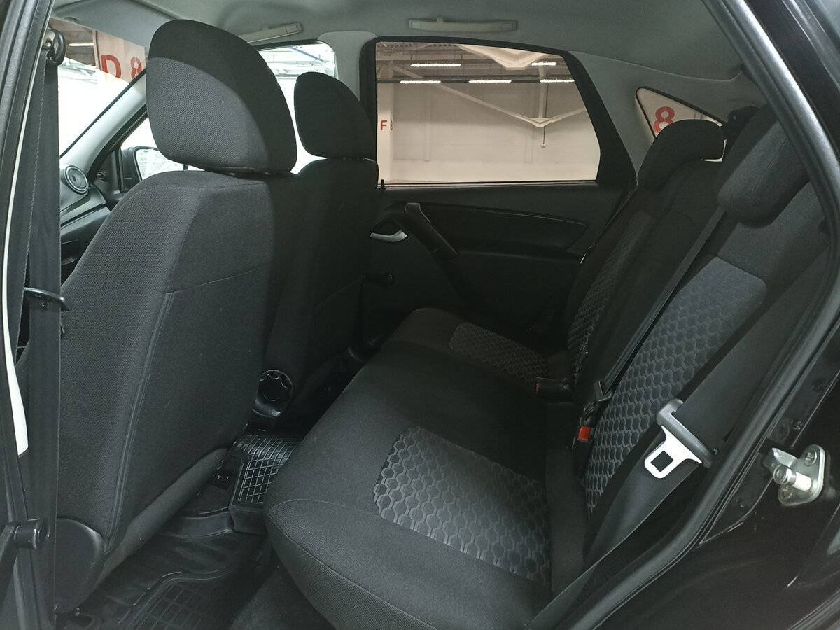 Lada (ВАЗ) Granta с пробегом — 2018 год. Фото: #11