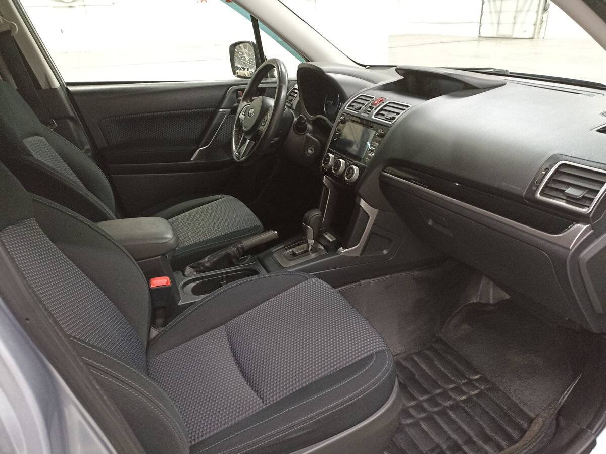 Subaru Forester с пробегом — 2017 год. Фото: #10