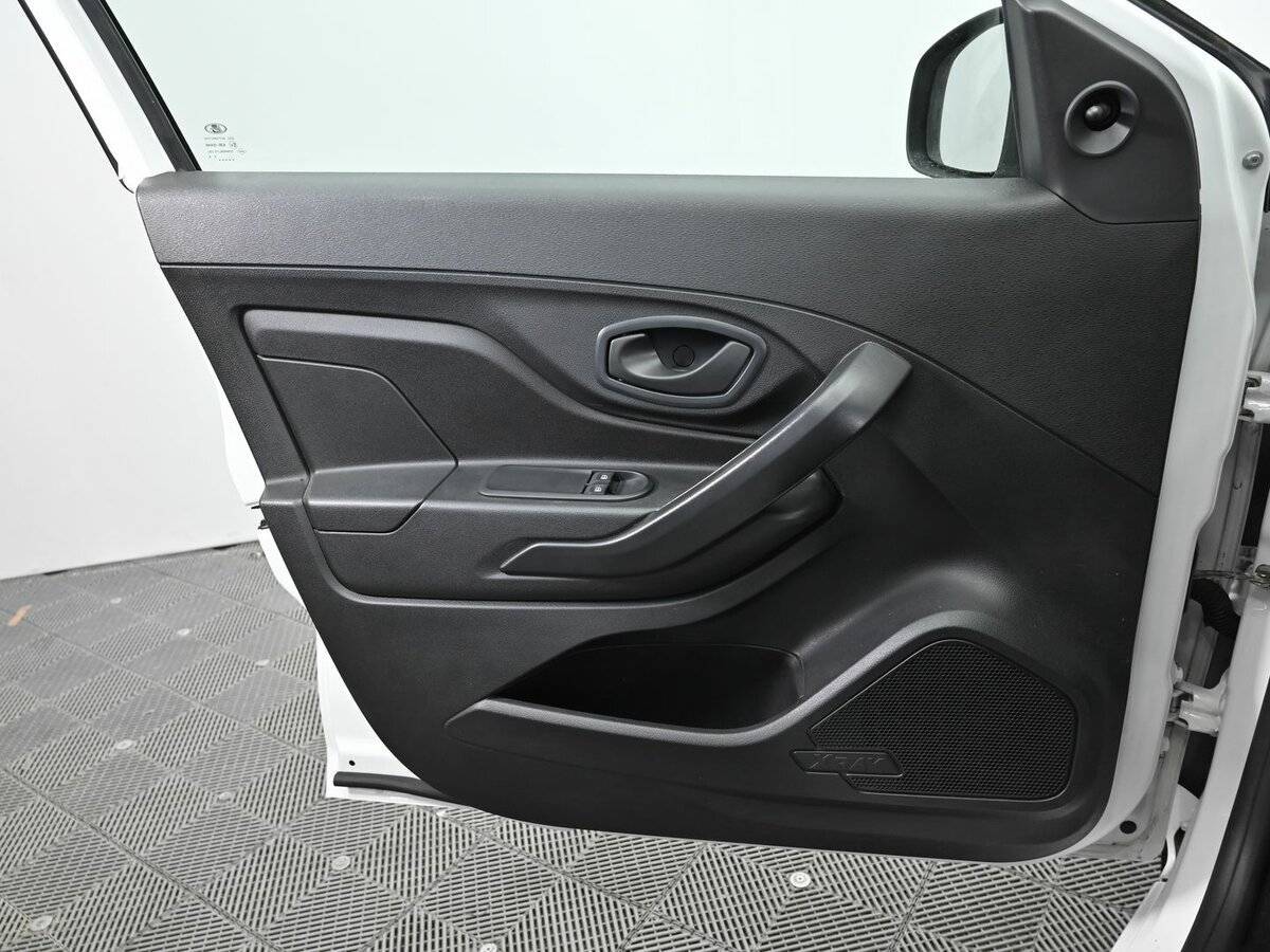 Lada (ВАЗ) XRAY с пробегом — 2018 год. Фото: #5