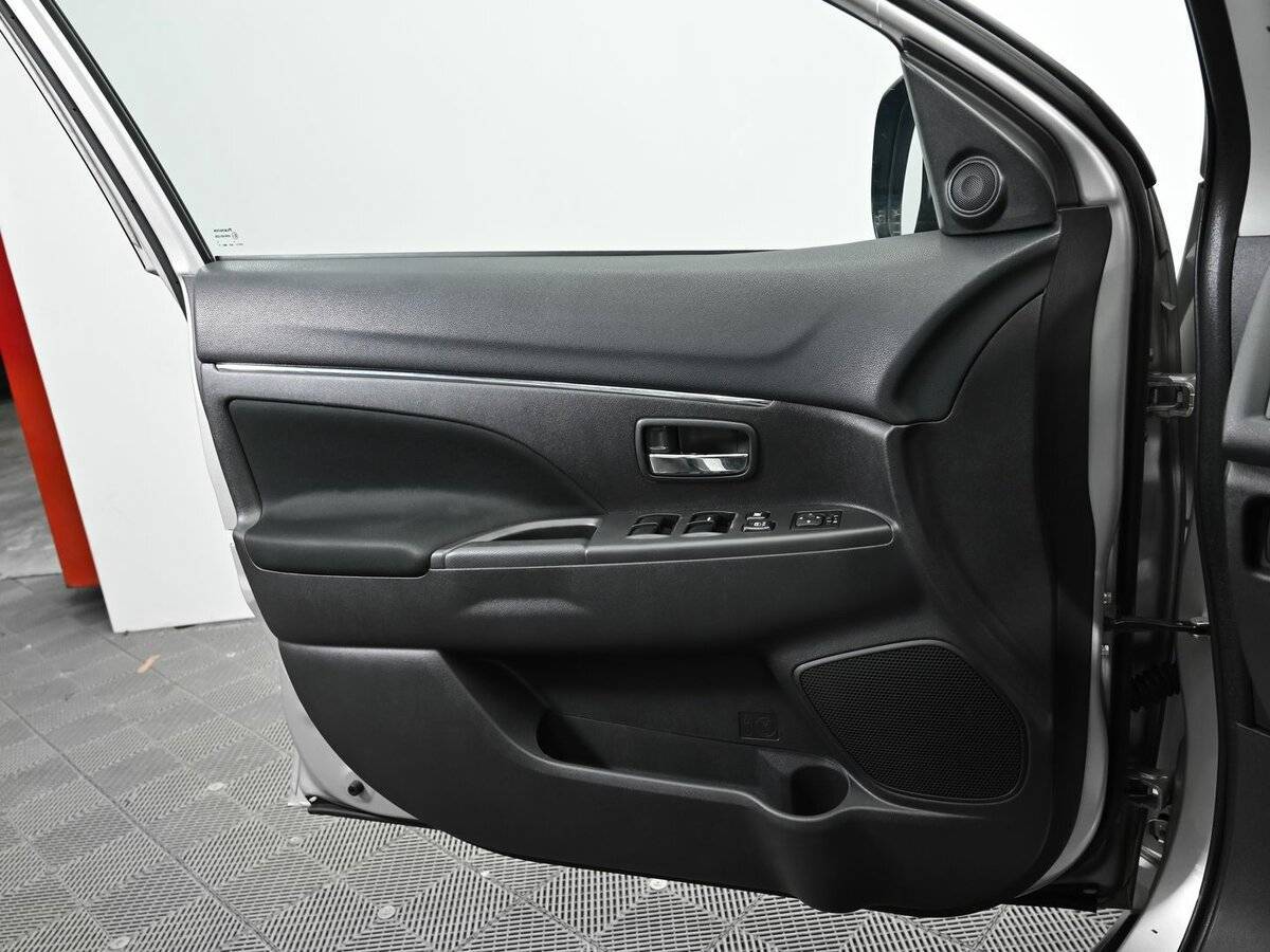 Mitsubishi ASX с пробегом — 2013 год. Фото: #6