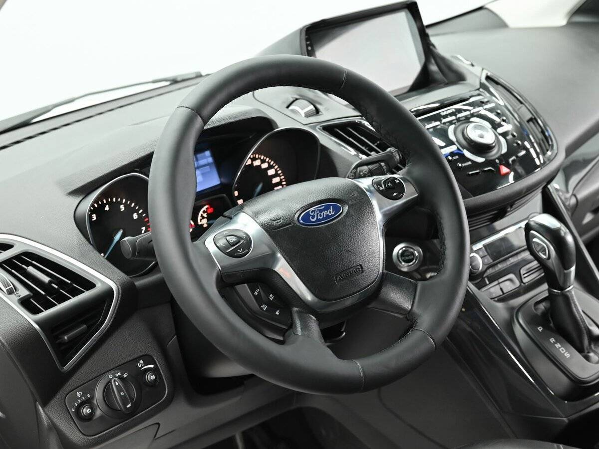 Ford Kuga с пробегом — 2013 год. Фото: #7