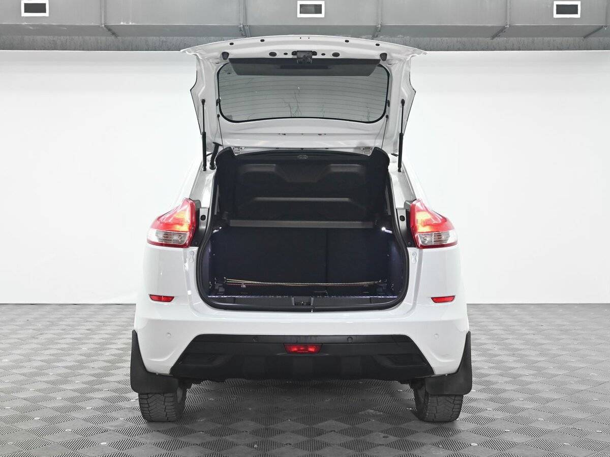 Lada (ВАЗ) XRAY с пробегом — 2019 год. Фото: #4