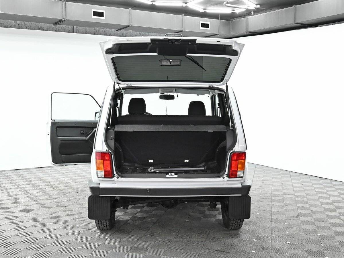 Lada (ВАЗ) Niva Legend с пробегом — 2024 год. Фото: #4