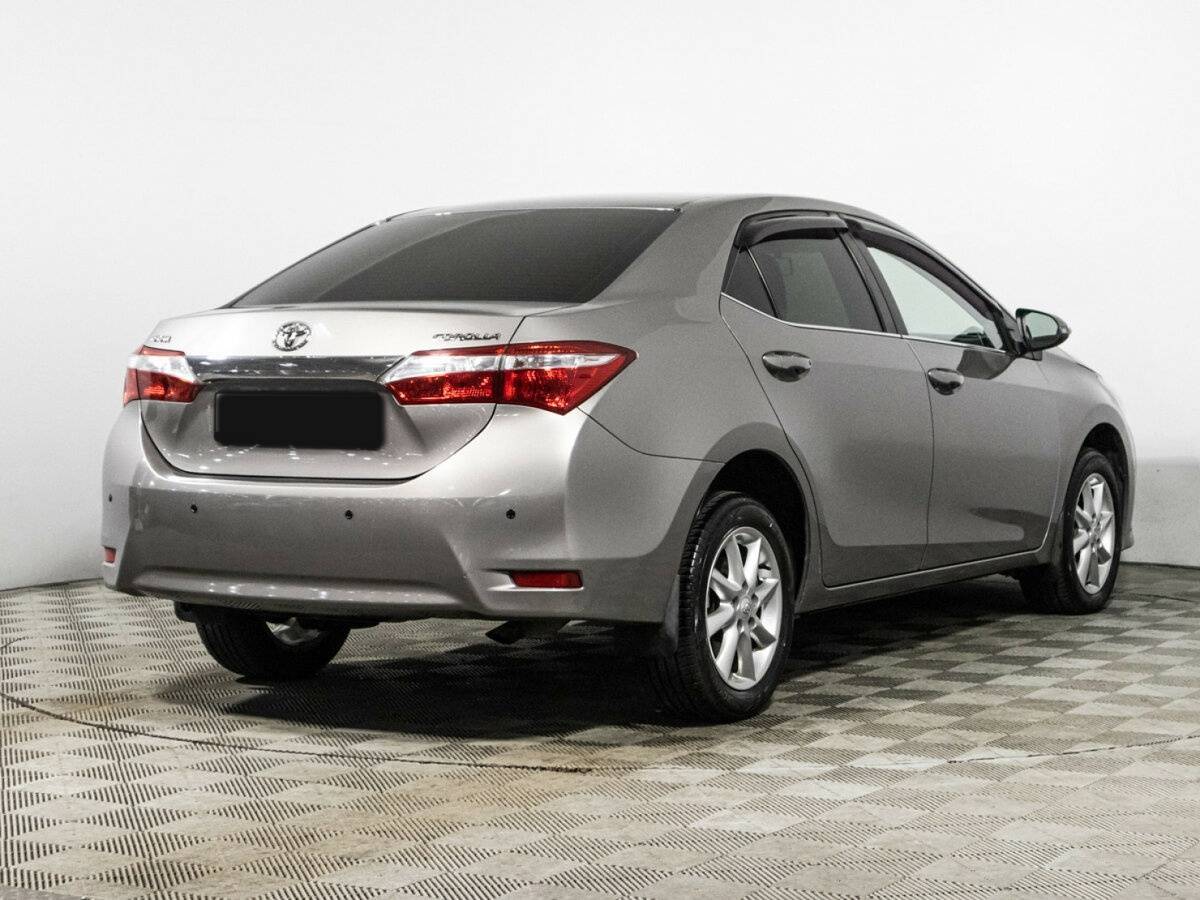 Toyota Corolla с пробегом — 2013 год. Фото: #4