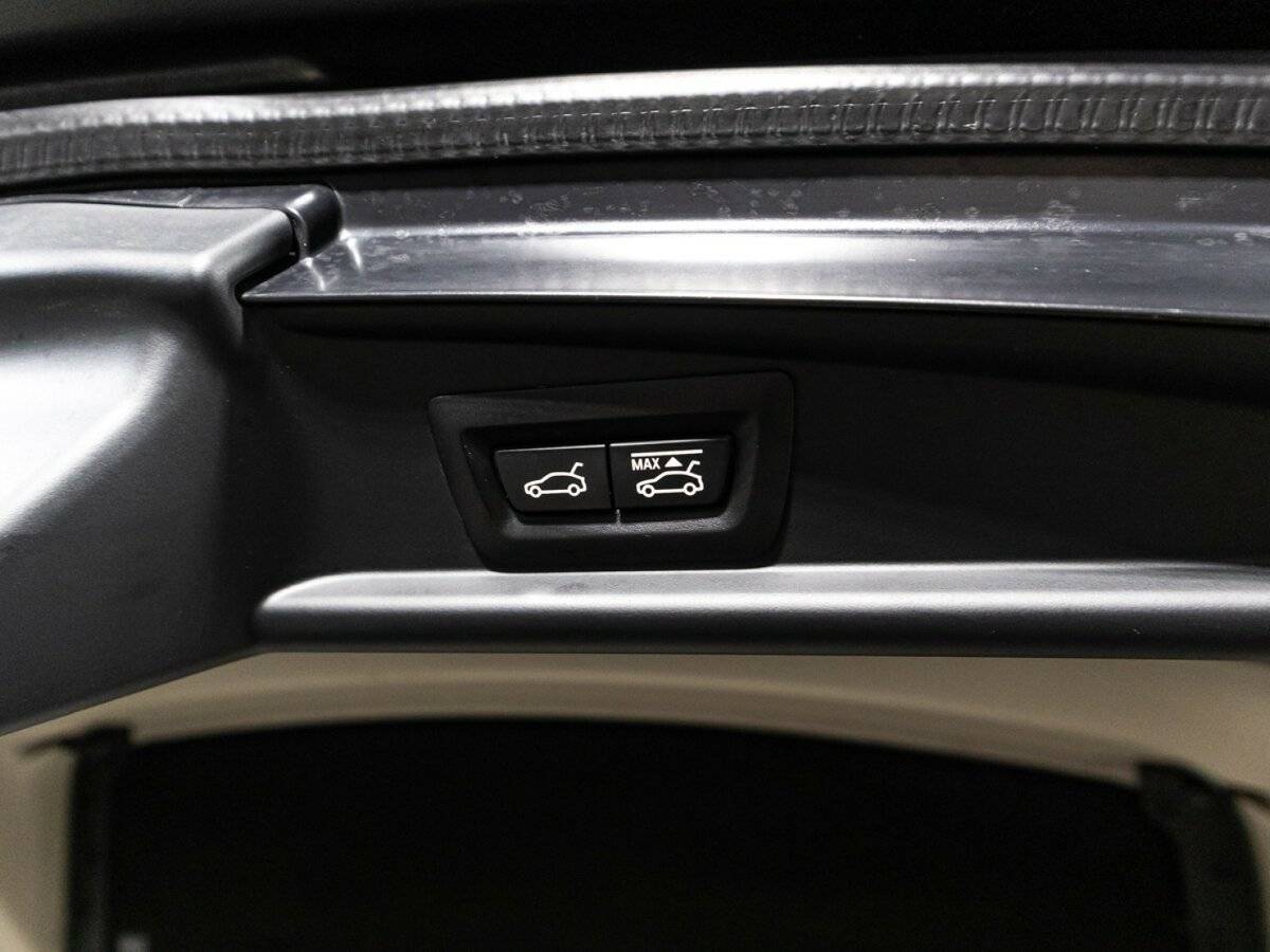 BMW 5 серии с пробегом — 2014 год. Фото: #15