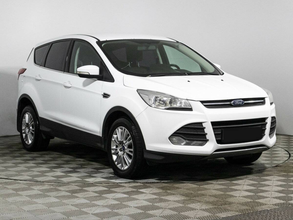 Ford Kuga с пробегом — 2016 год. Фото: #2