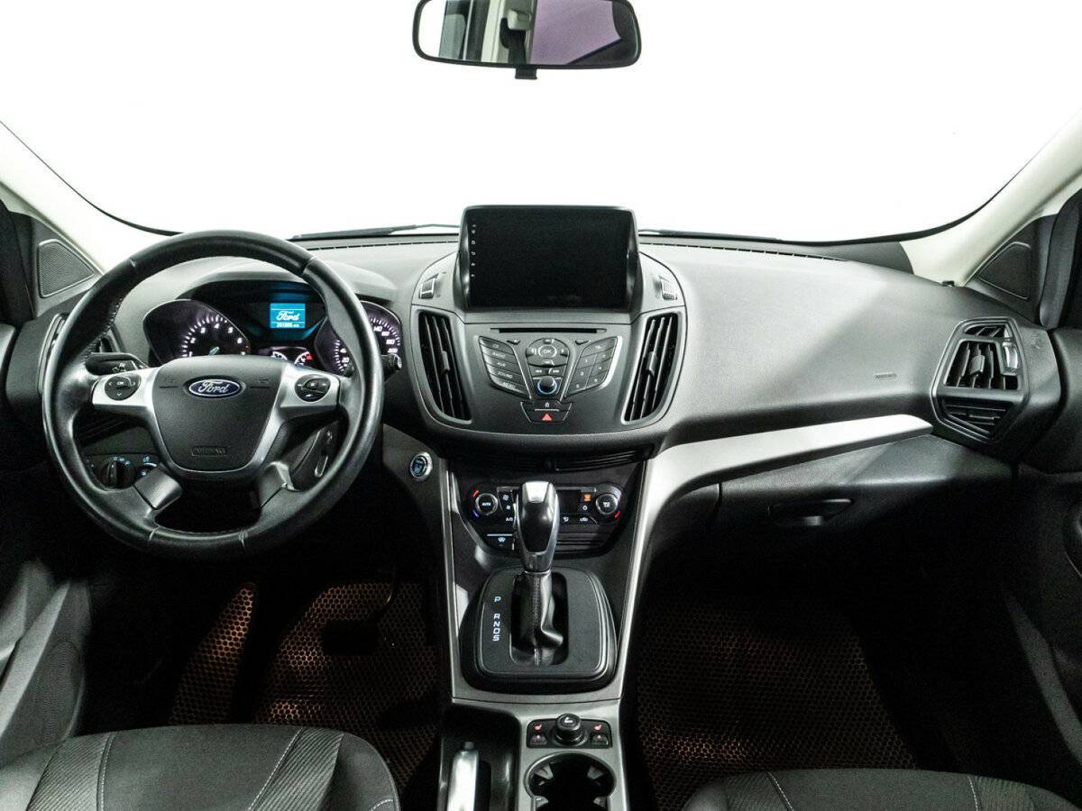 Ford Kuga с пробегом — 2016 год. Фото: #12