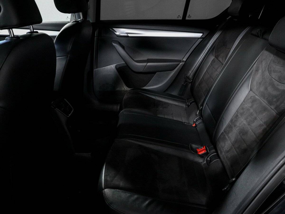 Skoda Octavia с пробегом — 2015 год. Фото: #9