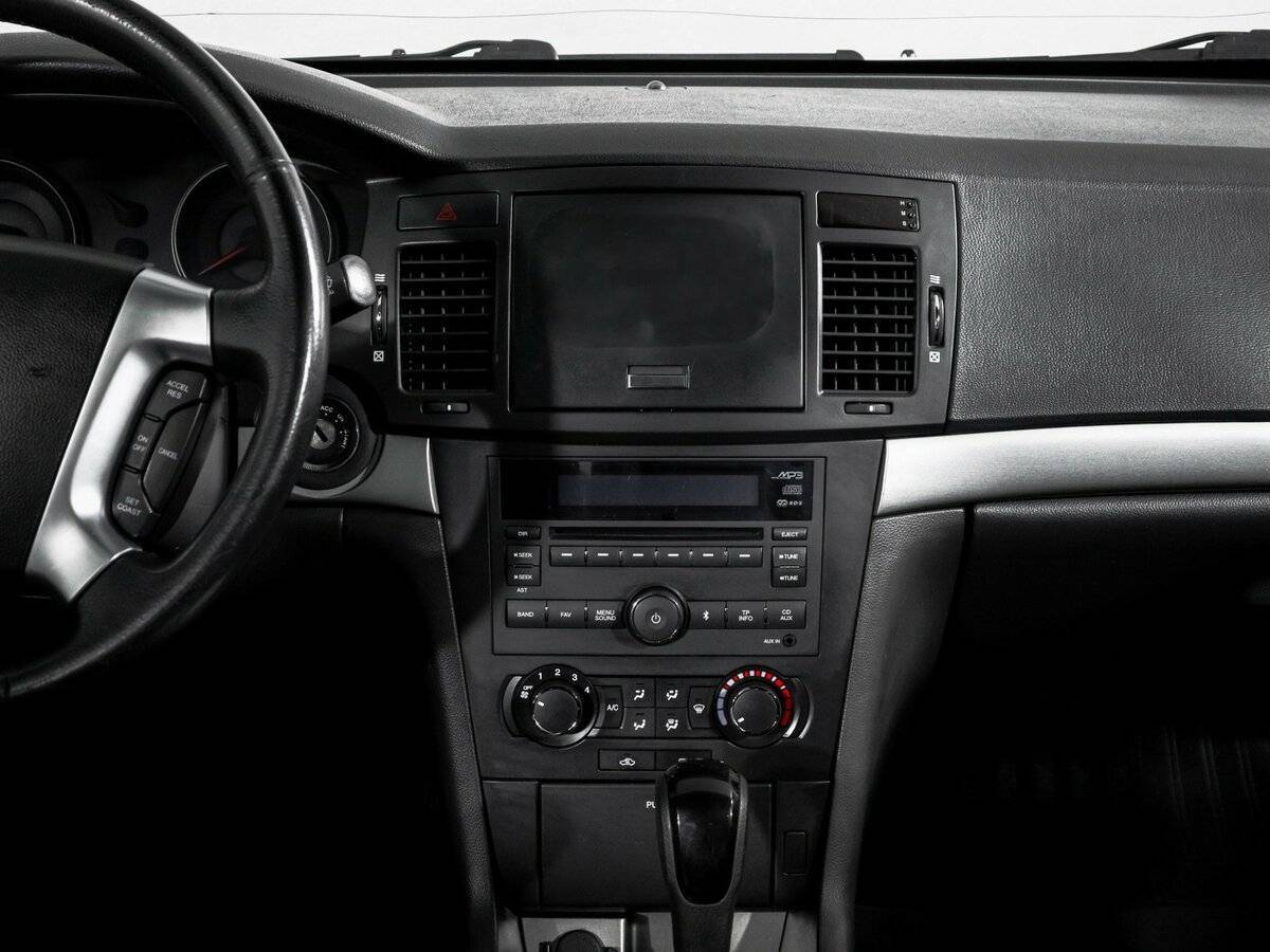 Chevrolet Epica с пробегом — 2012 год. Фото: #12