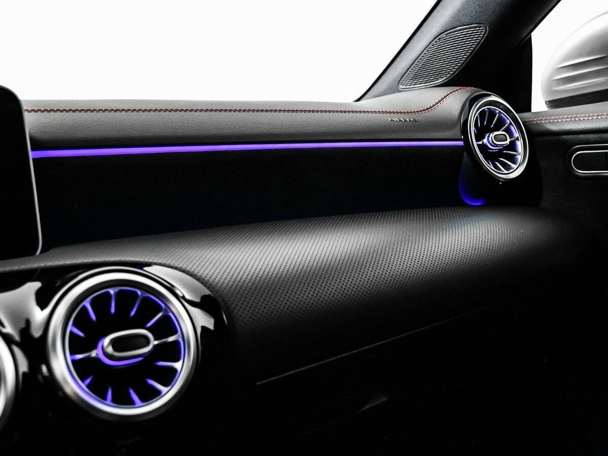 Mercedes-Benz CLA с пробегом — 2019 год. Фото: #15