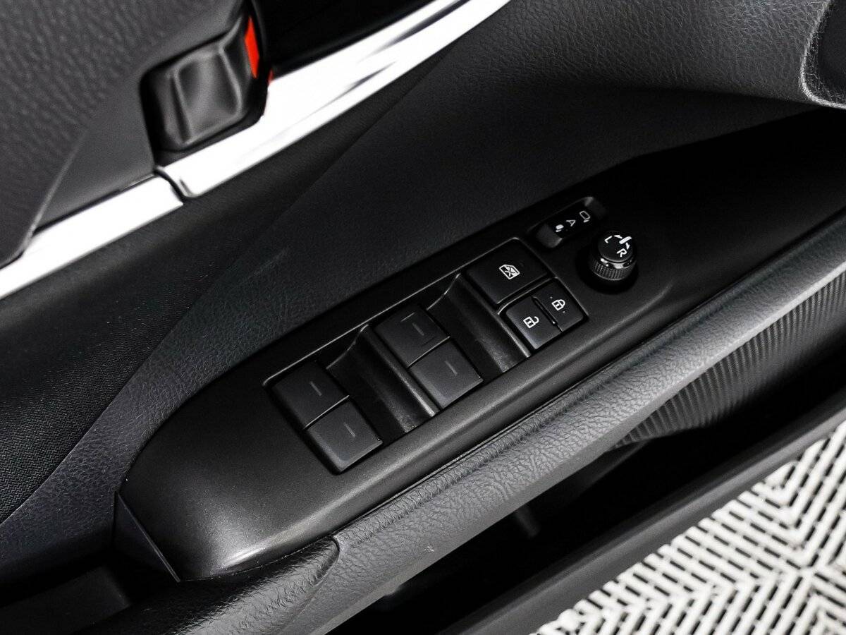 Toyota Camry с пробегом — 2021 год. Фото: #20