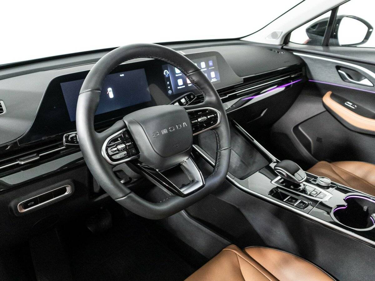 OMODA C5 с пробегом — 2023 год. Фото: #10