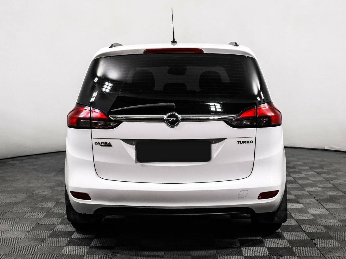 Opel Zafira с пробегом — 2013 год. Фото: #5