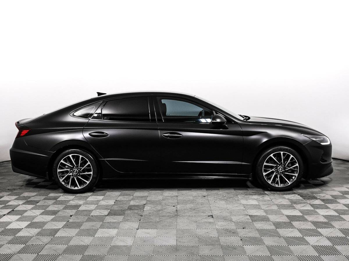 Hyundai Sonata с пробегом — 2021 год. Фото: #3