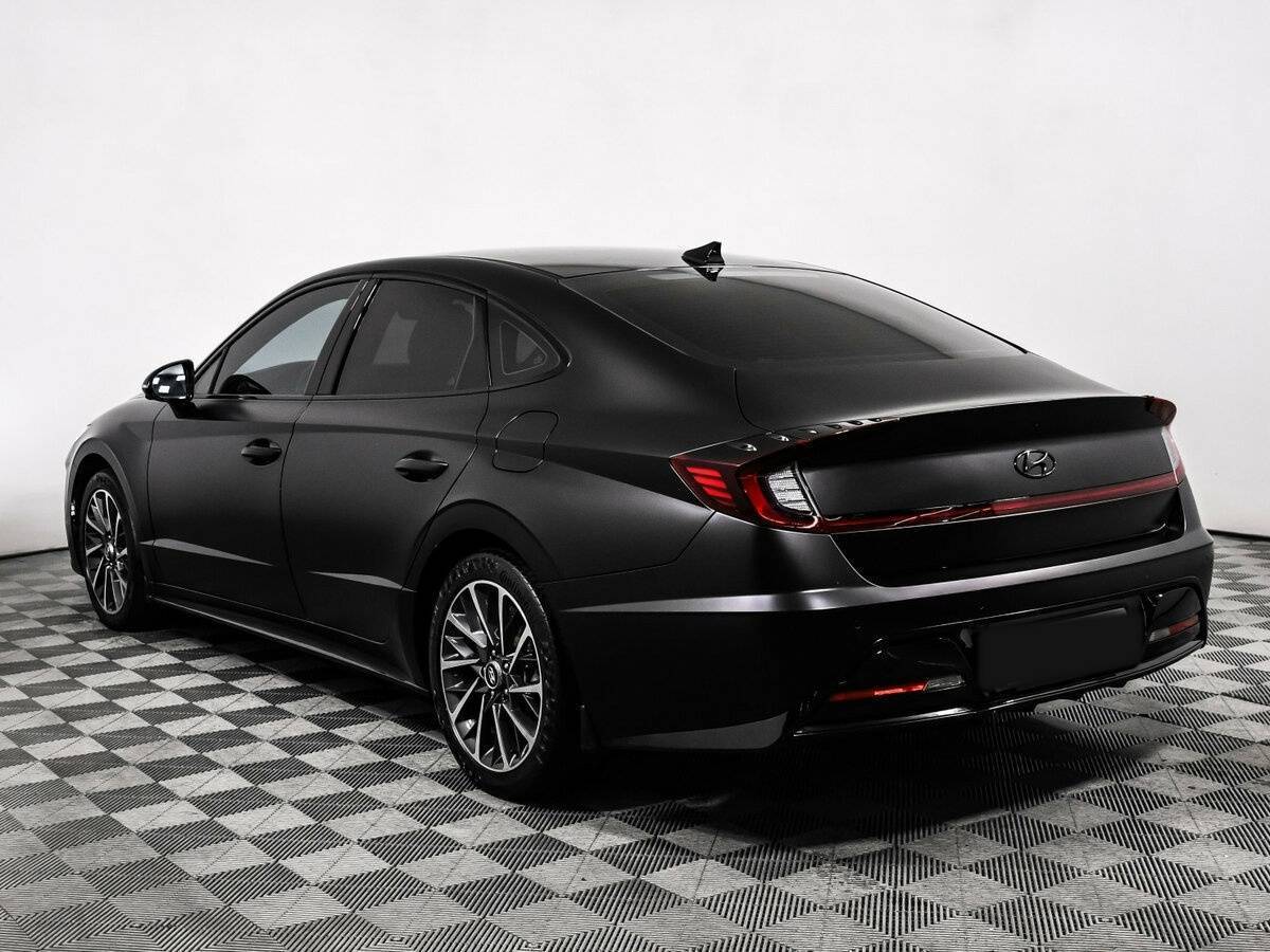 Hyundai Sonata с пробегом — 2021 год. Фото: #6