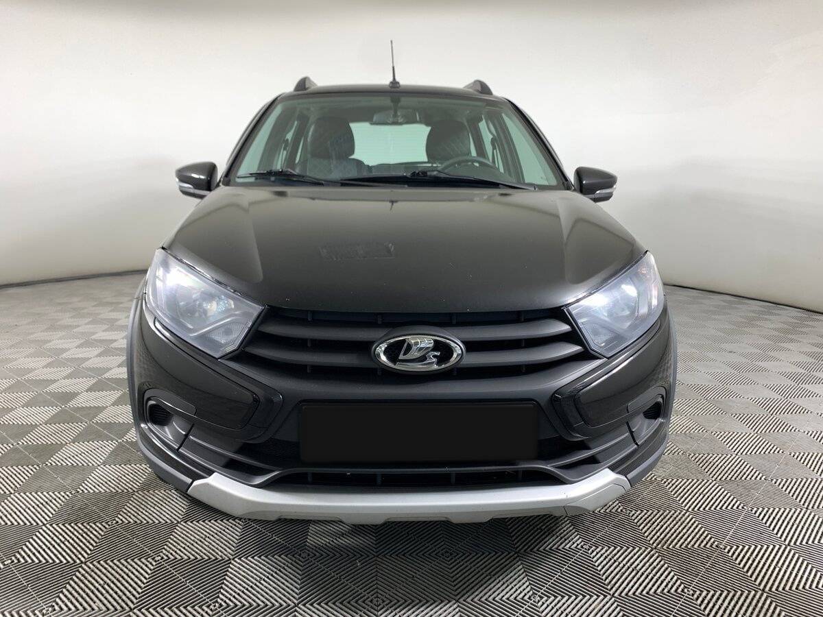 Lada (ВАЗ) Granta с пробегом — 2023 год. Фото: #1