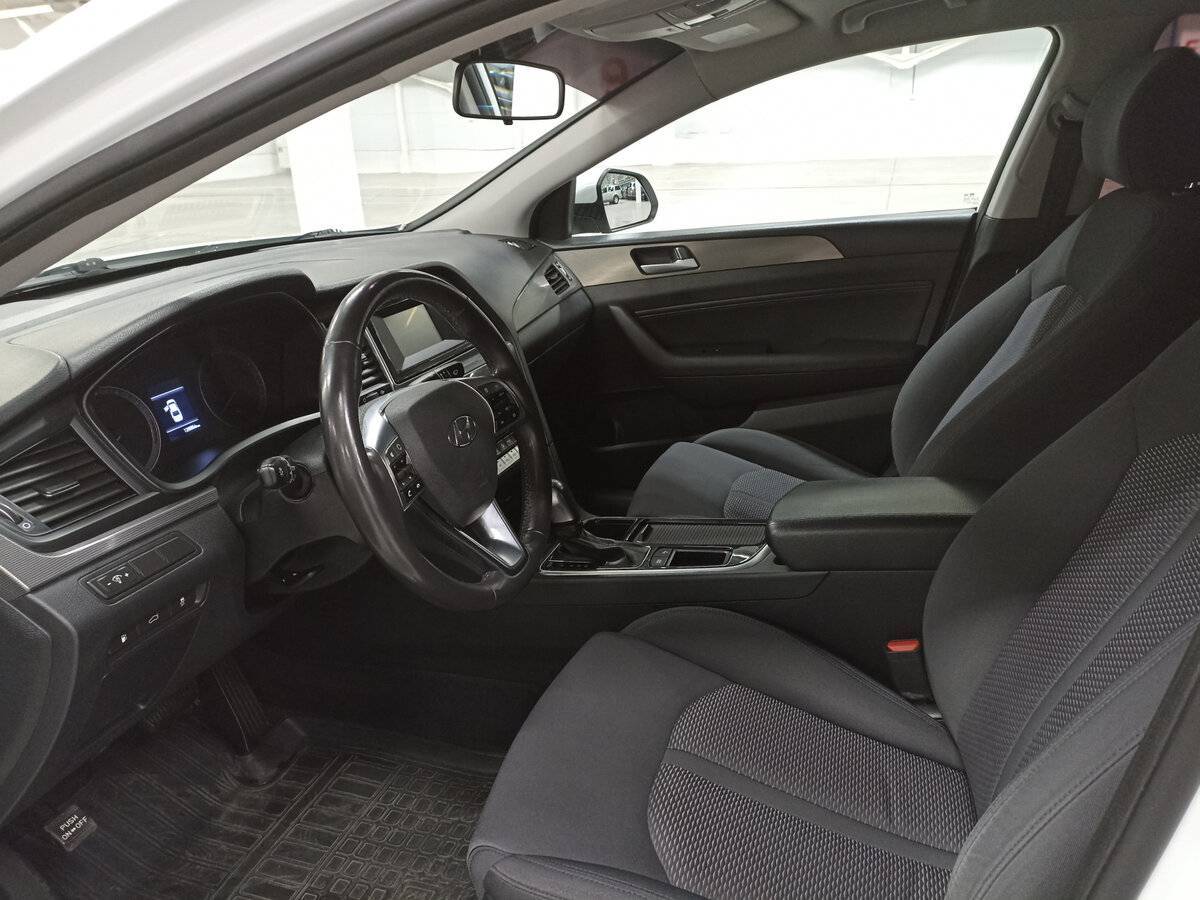 Hyundai Sonata с пробегом — 2017 год. Фото: #15