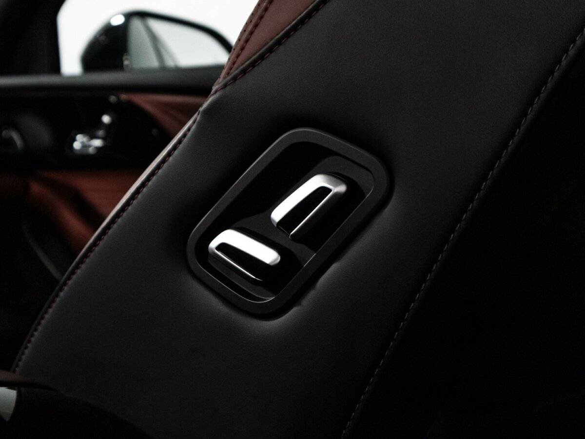 EXEED RX с пробегом — 2023 год. Фото: #17