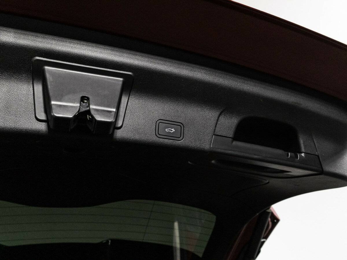 Geely Atlas Pro с пробегом — 2024 год. Фото: #15