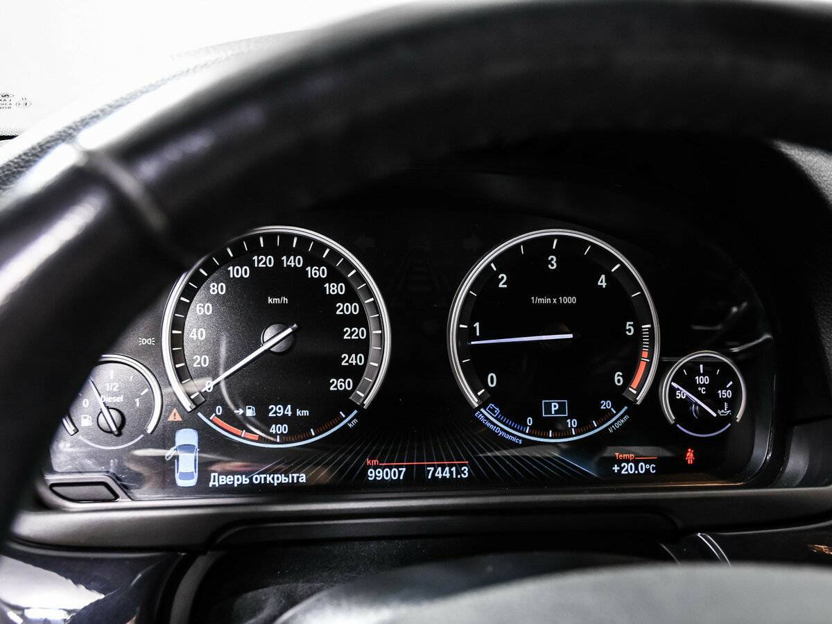 BMW 5 серии с пробегом — 2016 год. Фото: #9