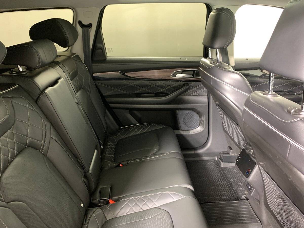 EXEED VX с пробегом — 2022 год. Фото: #16