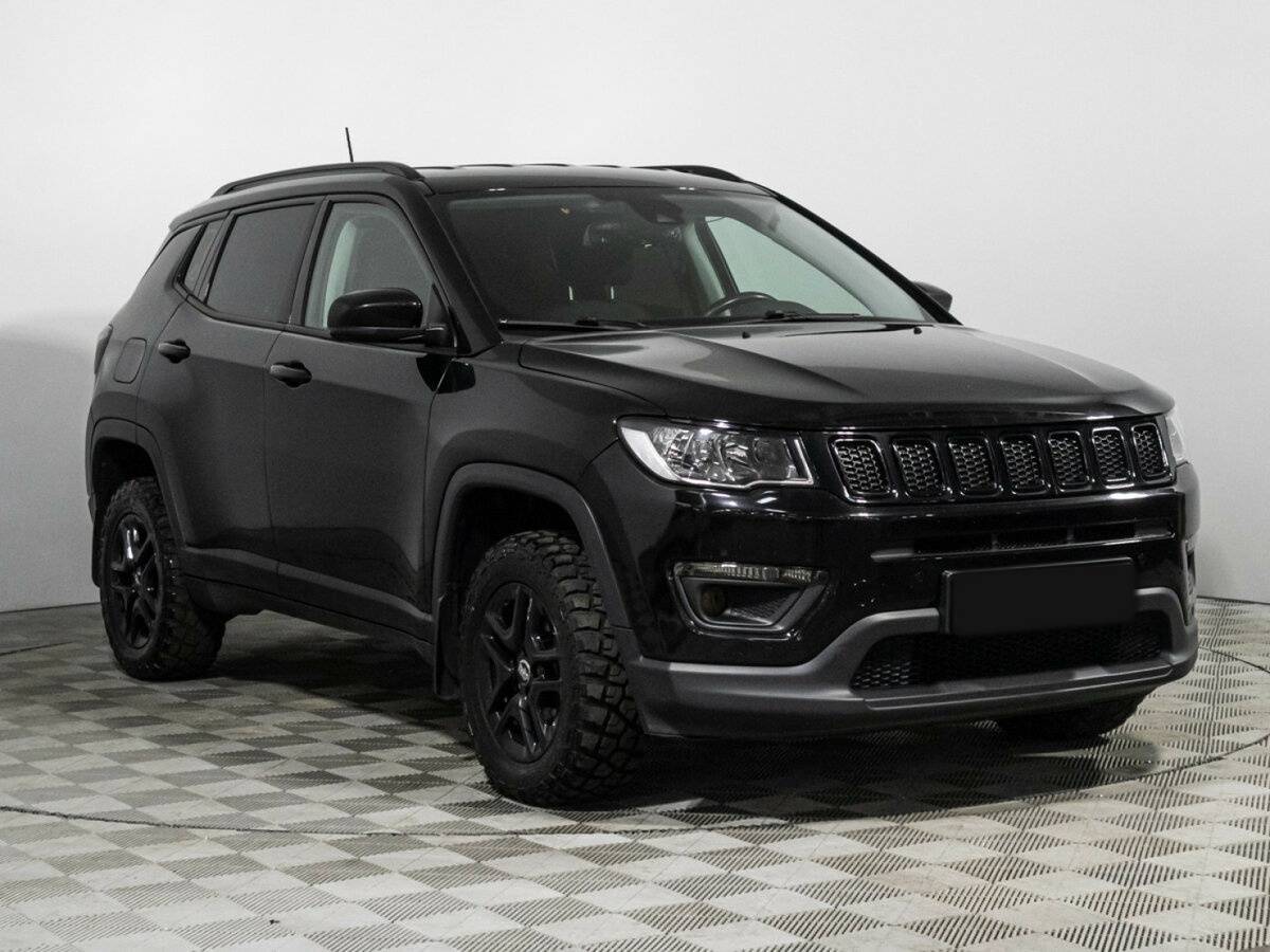 Jeep Compass с пробегом — 2018 год. Фото: #2