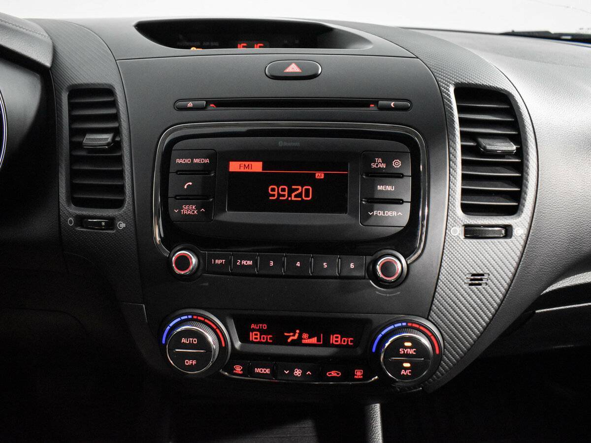 Kia Cerato с пробегом — 2018 год. Фото: #13