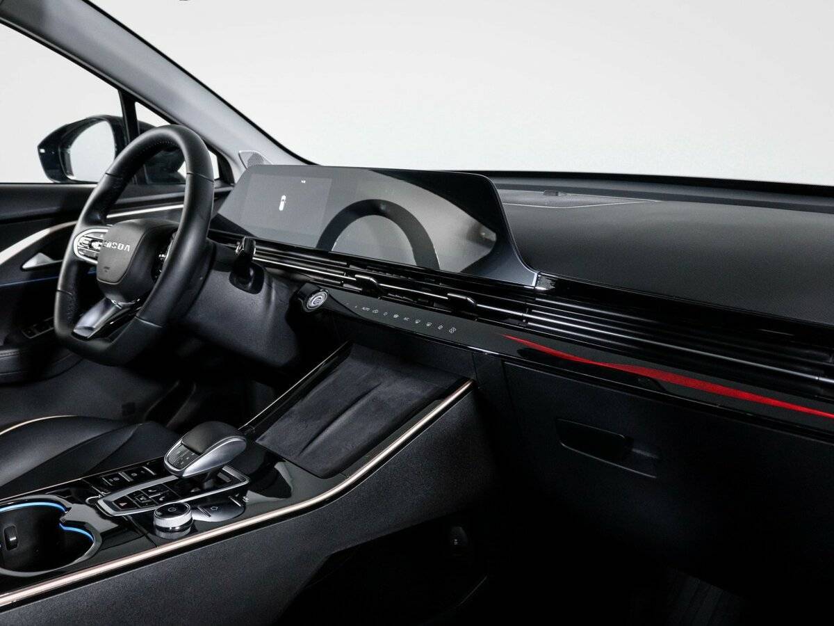 OMODA C5 с пробегом — 2023 год. Фото: #6