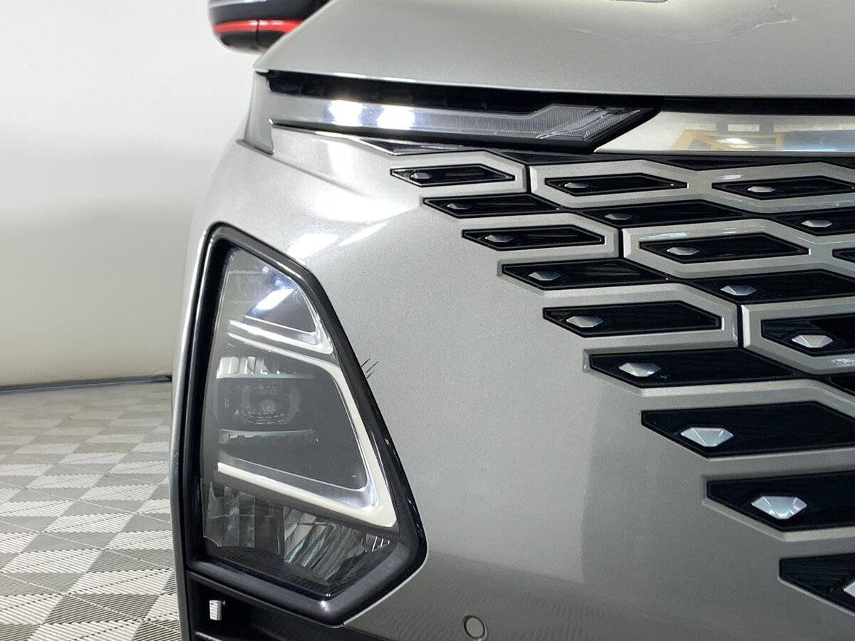 OMODA C5 с пробегом — 2023 год. Фото: #9