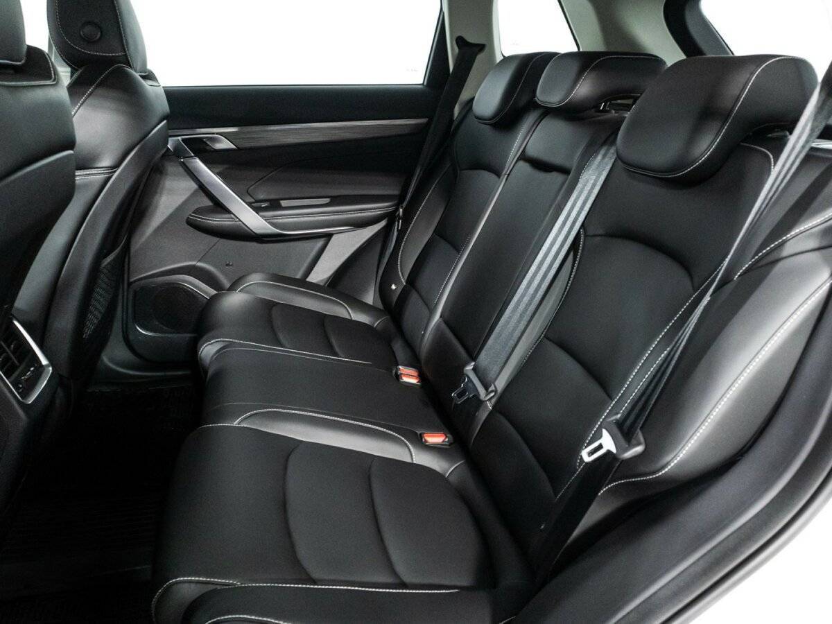 Geely Atlas Pro с пробегом — 2023 год. Фото: #9