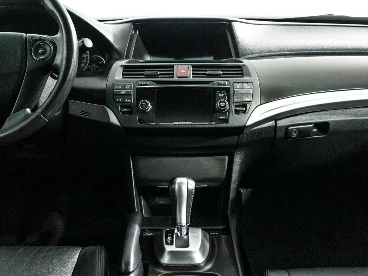 Honda Crosstour с пробегом — 2013 год. Фото: #13