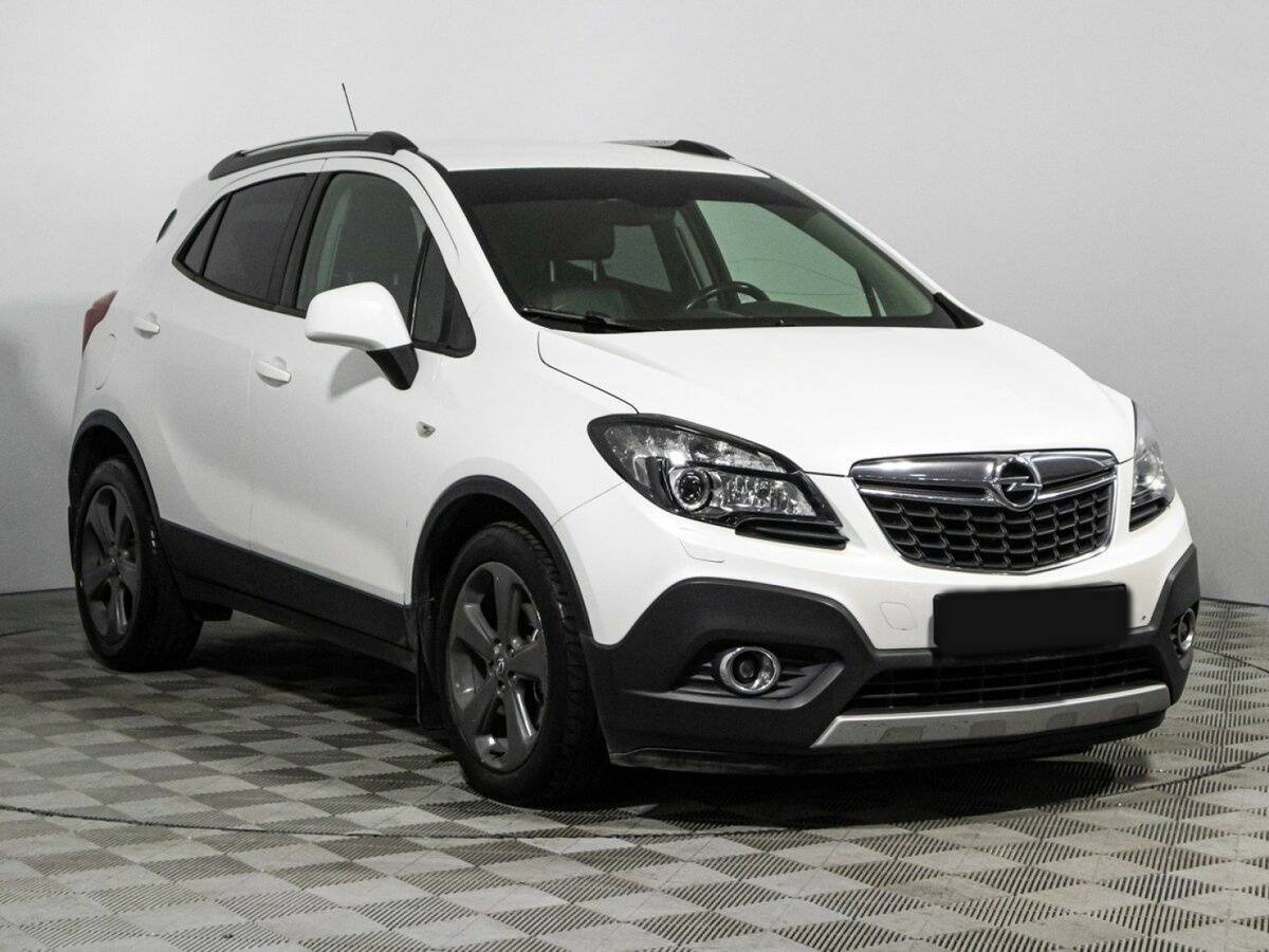 Opel Mokka с пробегом — 2012 год. Фото: #2