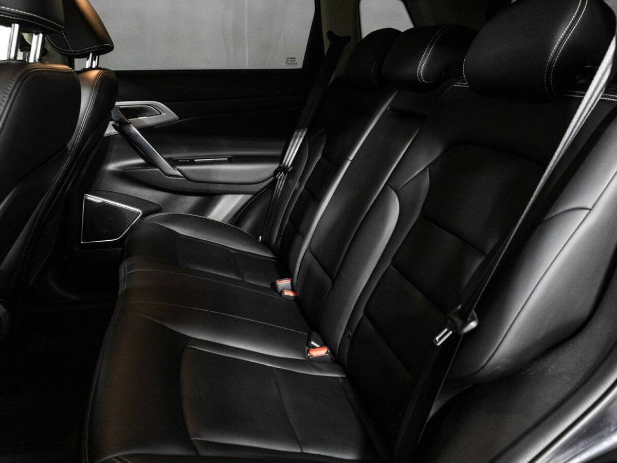 Geely Atlas с пробегом — 2020 год. Фото: #9