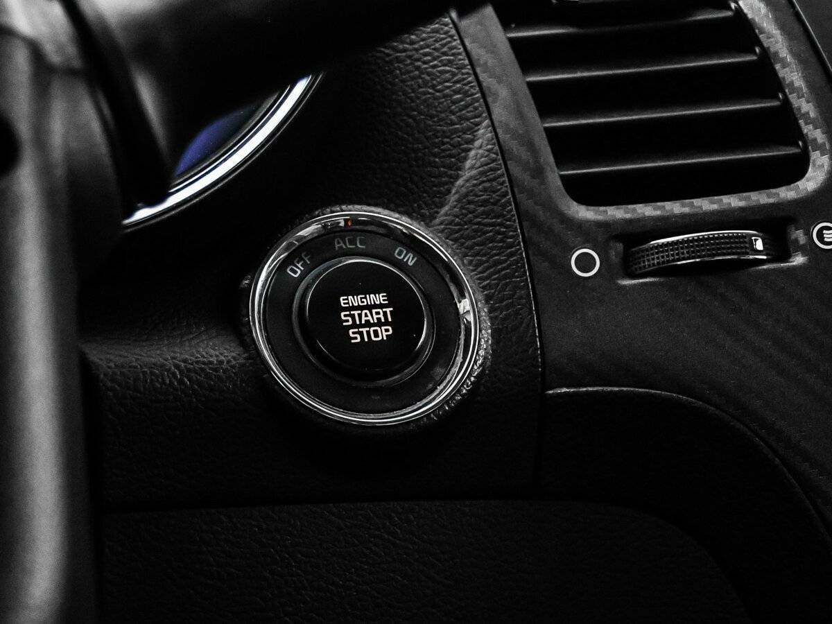 Kia Cerato с пробегом — 2015 год. Фото: #18