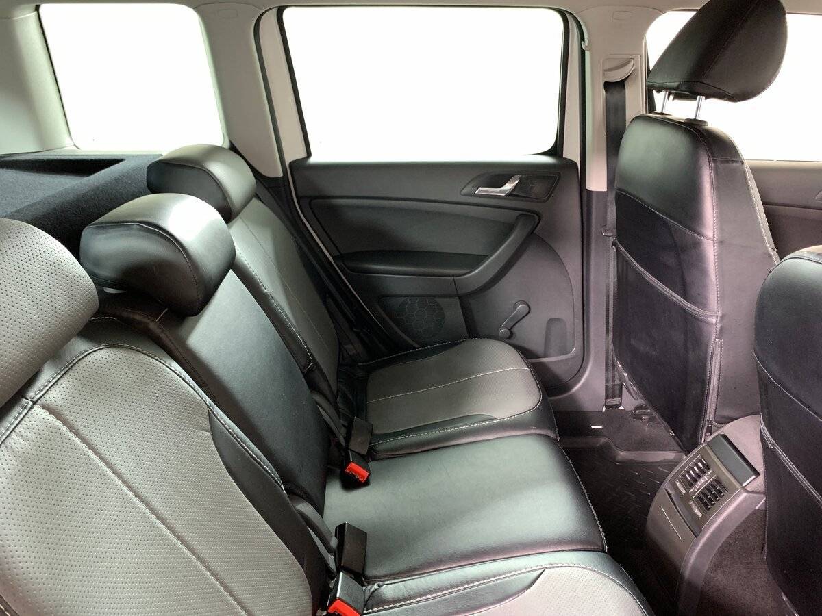 Skoda Yeti с пробегом — 2015 год. Фото: #16