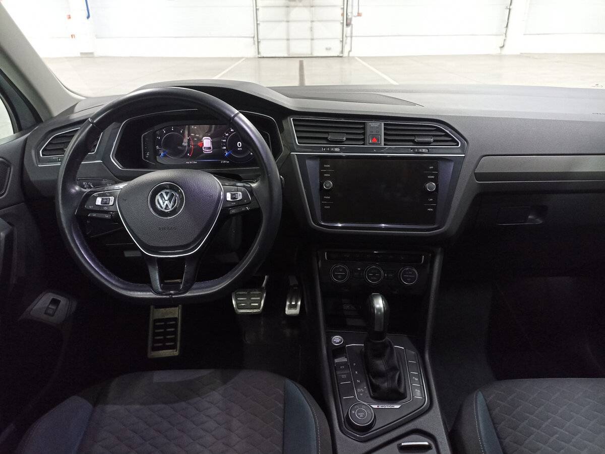 Volkswagen Tiguan с пробегом — 2020 год. Фото: #13