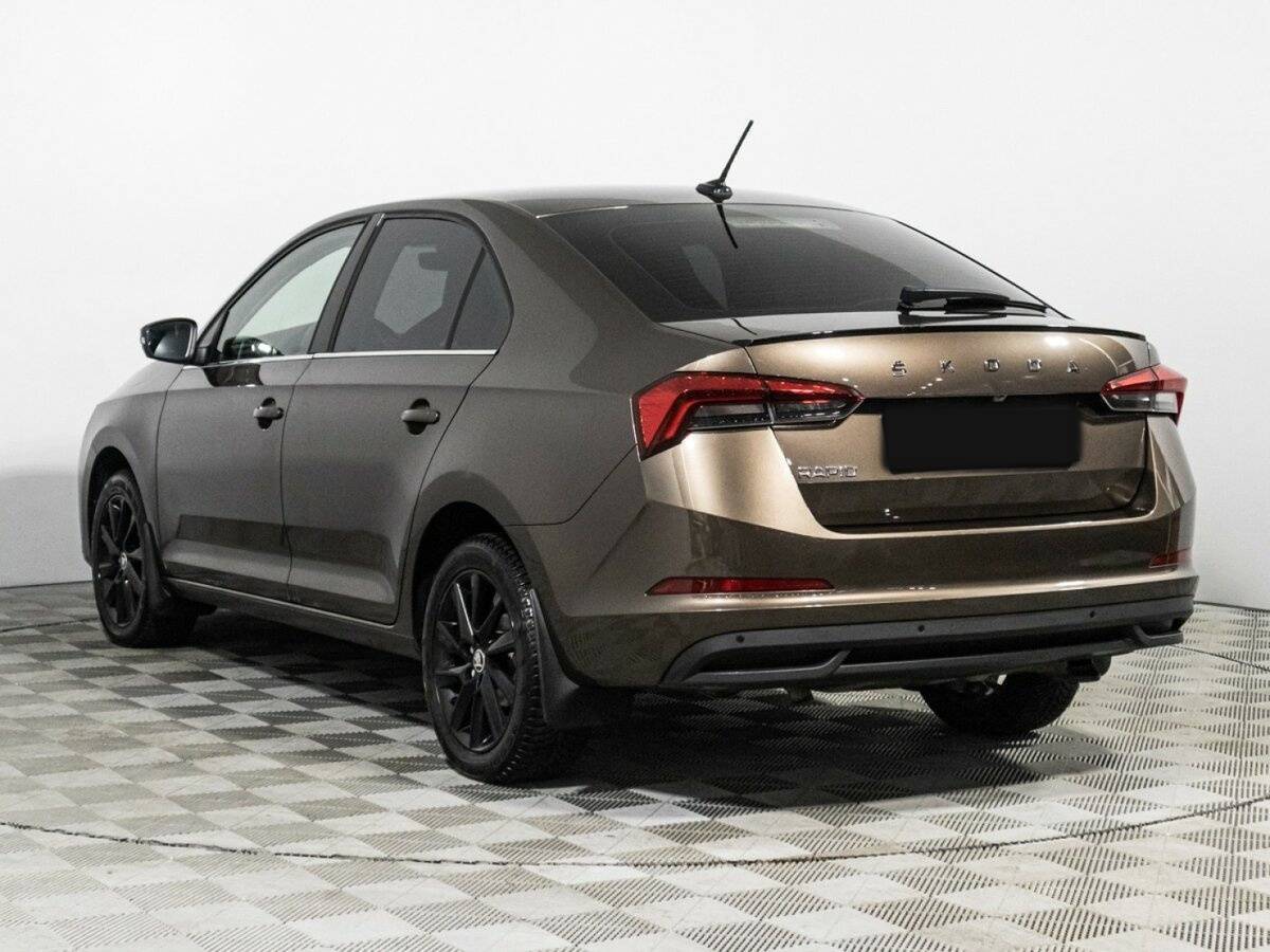Skoda Rapid с пробегом — 2022 год. Фото: #6