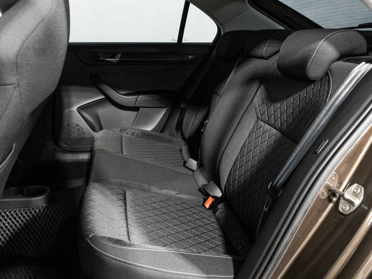 Skoda Rapid с пробегом — 2022 год. Фото: #9