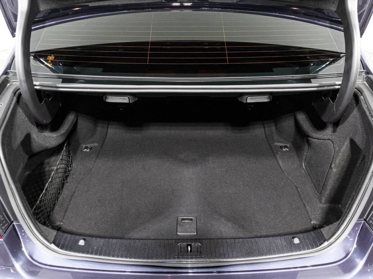 Mercedes-Benz E-Класс с пробегом — 2015 год. Фото: #14