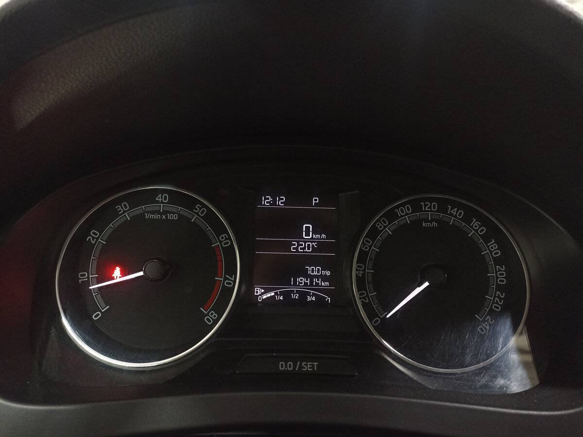 Skoda Rapid с пробегом — 2018 год. Фото: #12