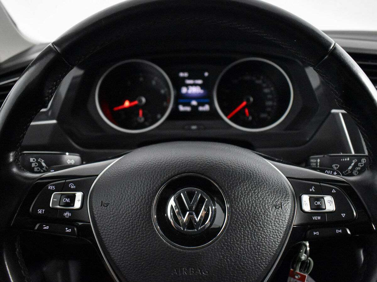 Volkswagen Tiguan с пробегом — 2019 год. Фото: #17