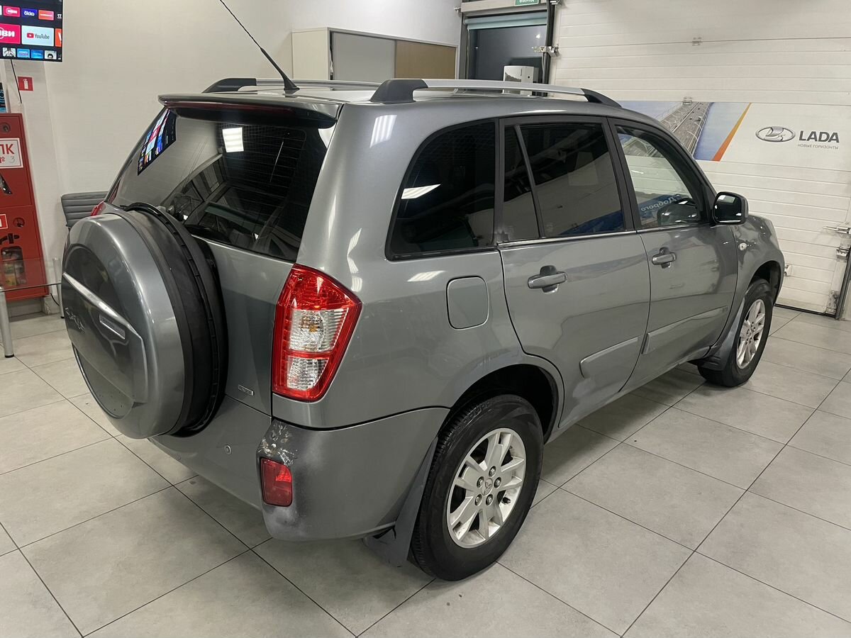 Chery Tiggo (T11) с пробегом — 2014 год. Фото: #3