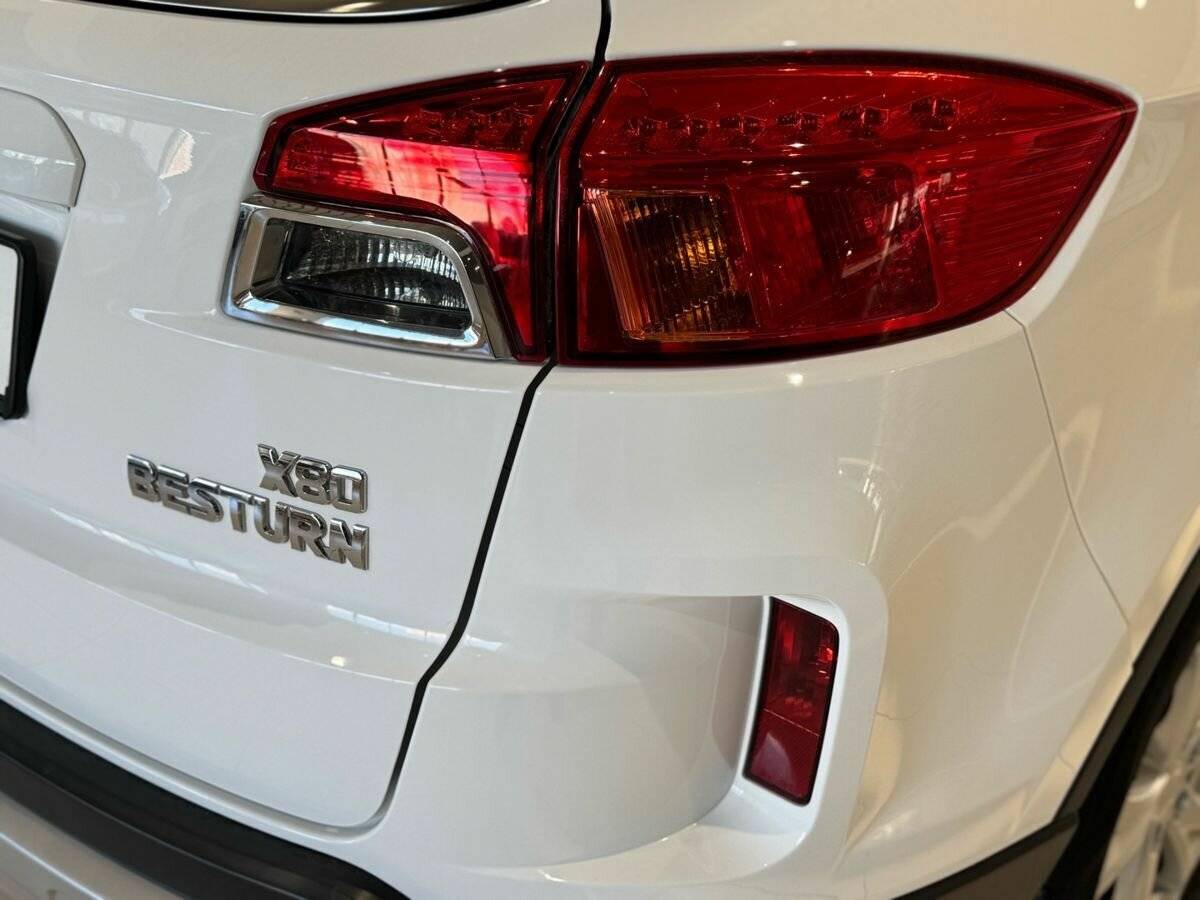 FAW Besturn X80 с пробегом — 2017 год. Фото: #9