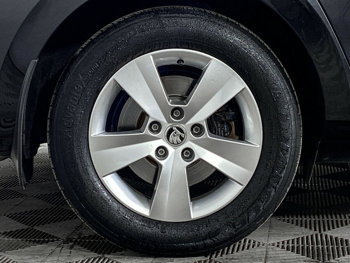 Skoda Superb с пробегом — 2020 год. Фото: #13