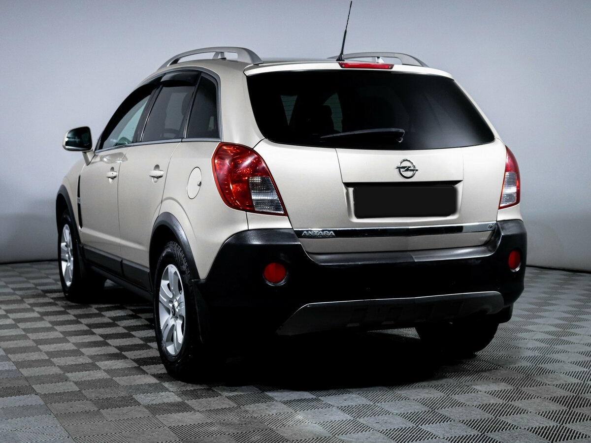 Opel Antara с пробегом — 2013 год. Фото: #6