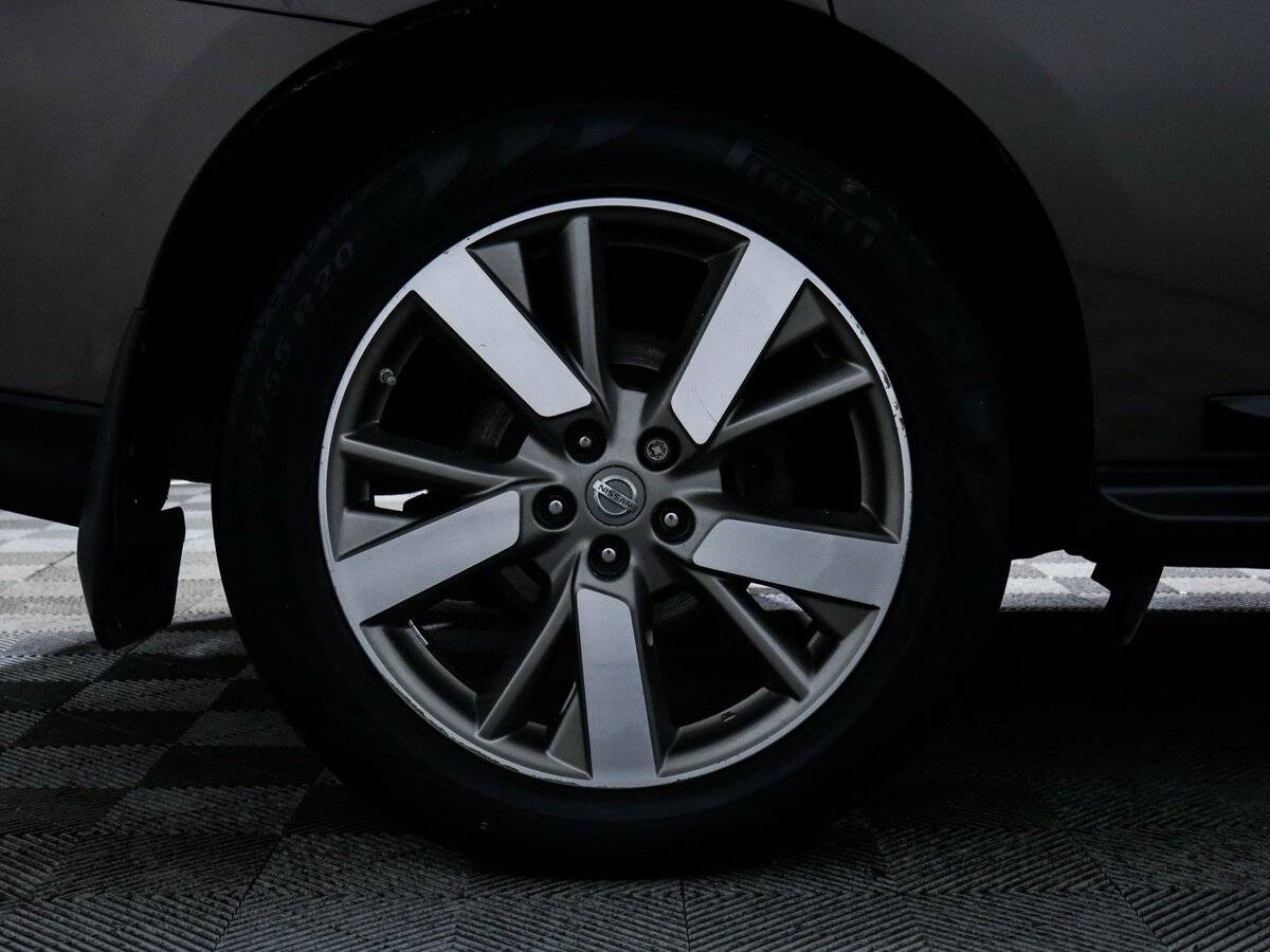 Nissan Pathfinder с пробегом — 2015 год. Фото: #13