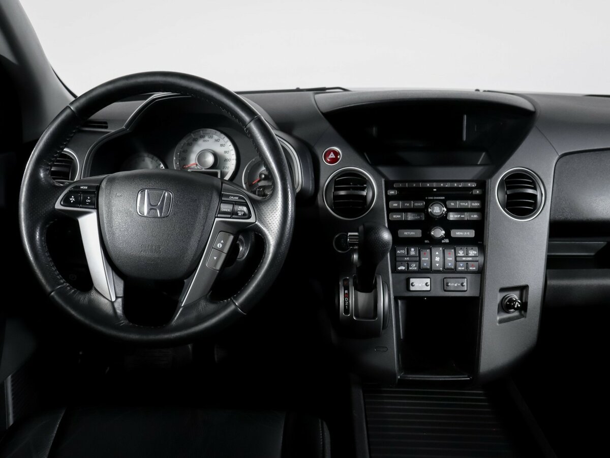 Honda Pilot с пробегом — 2013 год. Фото: #11