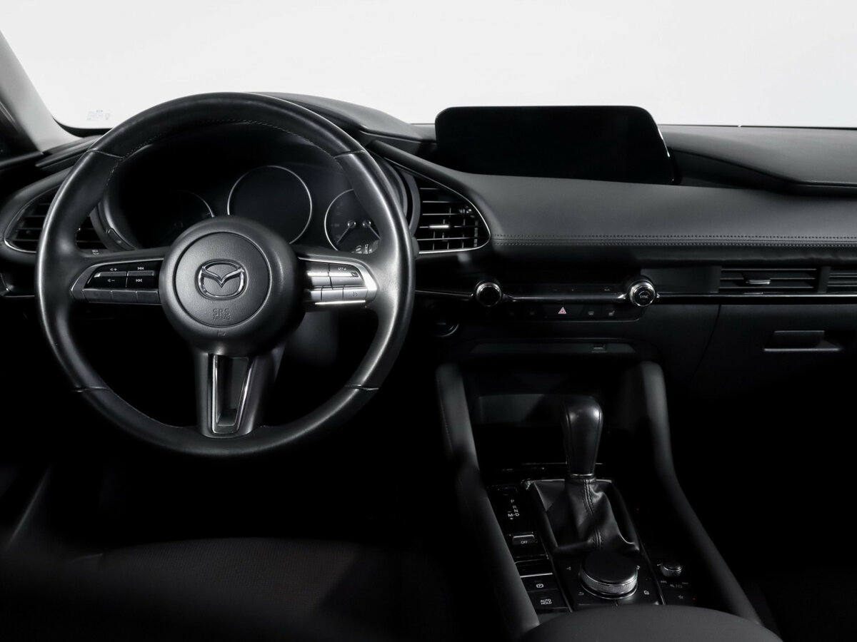 Mazda 3 с пробегом — 2019 год. Фото: #9